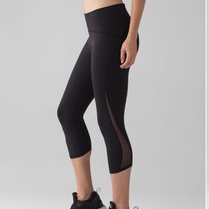 Lululemon NWT Train Times Crop size 2